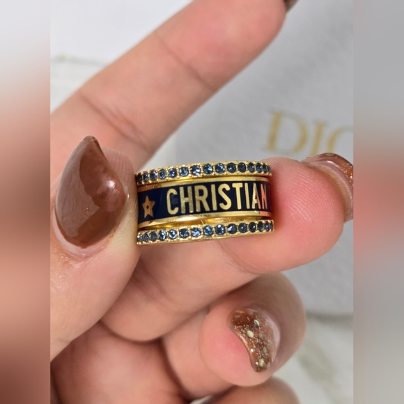 Dior Ring Set - Picture 7 of 10